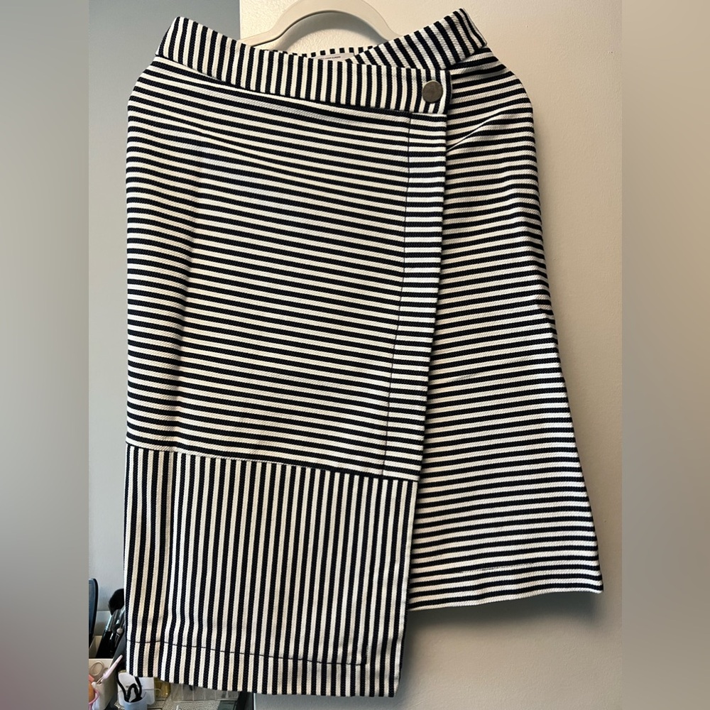 Veronika maine irregular shape skirt. Never wear. Cotton. Size 8.